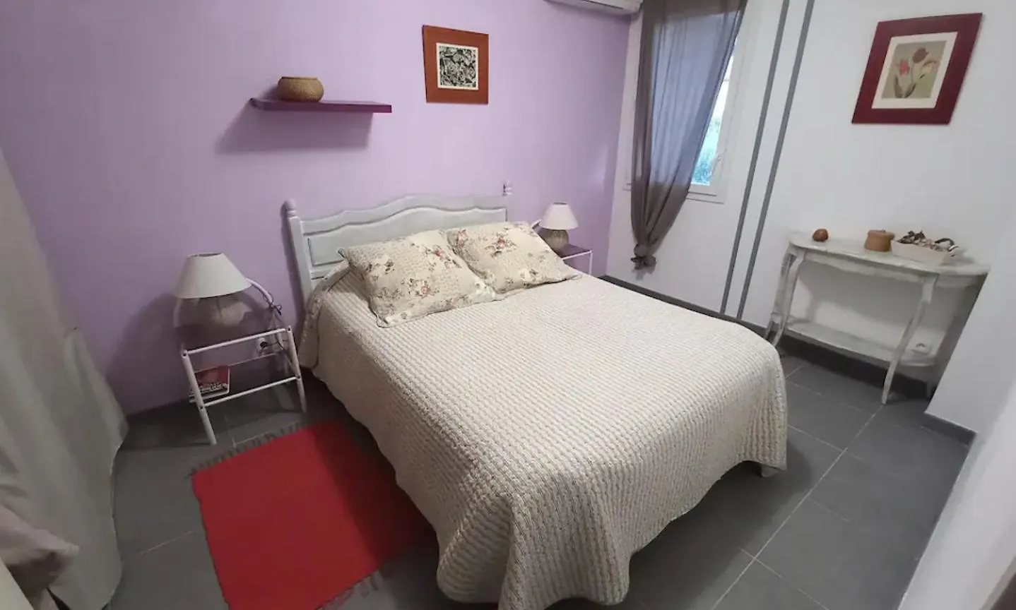 Maison dans beau village du Luberon Mérindol France